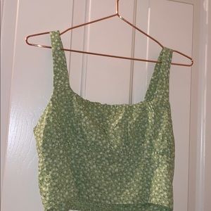 Green floral top